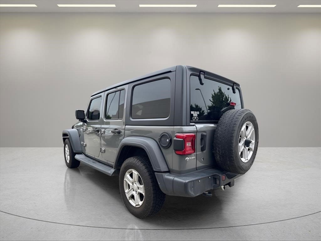 Used 2018 Sting-Gray Clearcoat Jeep Sport S image 7