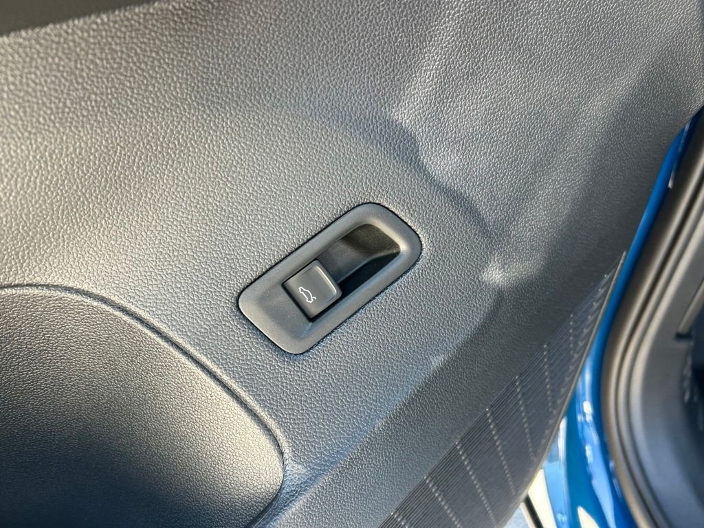 New 2026 Blue Volkswagen 2.0T SE w/Technology image 20