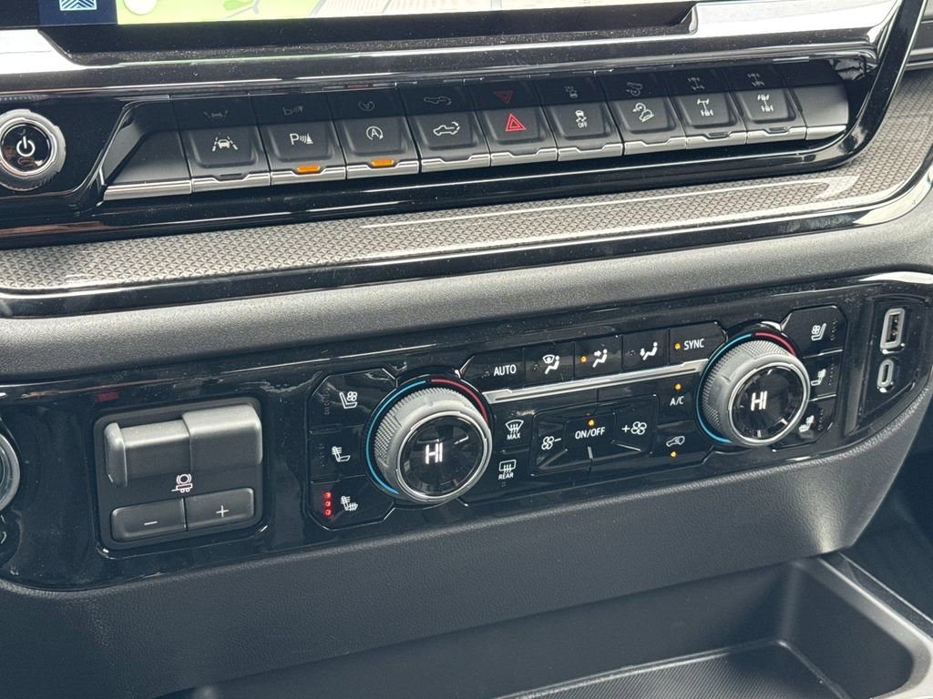 2026 Chevrolet Silverado 1500 ZR2 - Photo 19