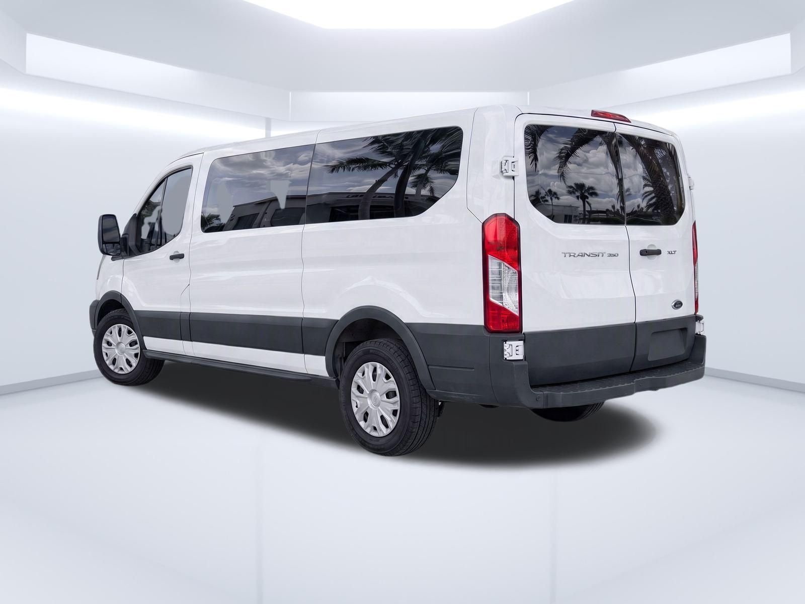 Used 2016 White Ford XLT image 7