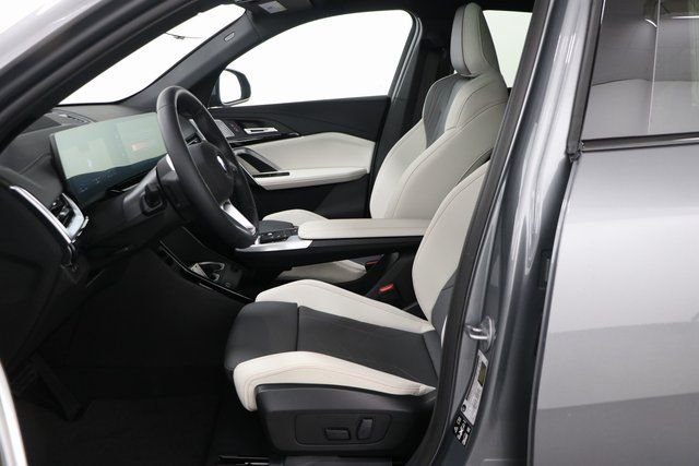 2025 BMW X2 28i - Photo 10