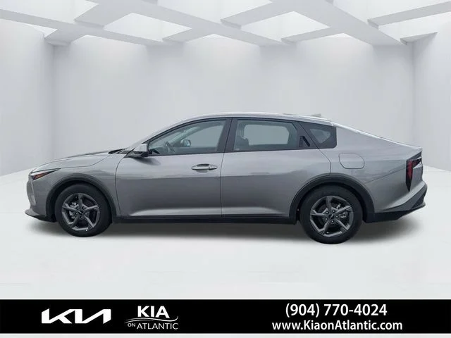 Used 2025 Gray Kia LXS image 7