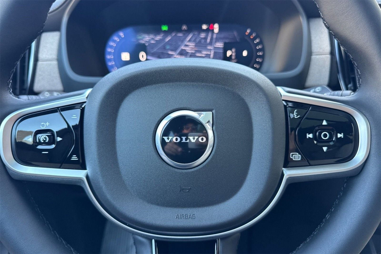 2026 Volvo XC90 Plus - Photo 24