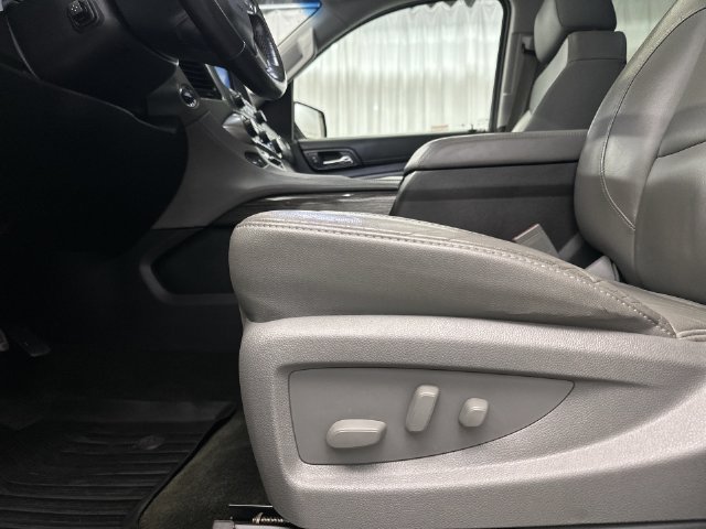 Used 2016 SUMMIT WHITE Chevrolet LT image 18