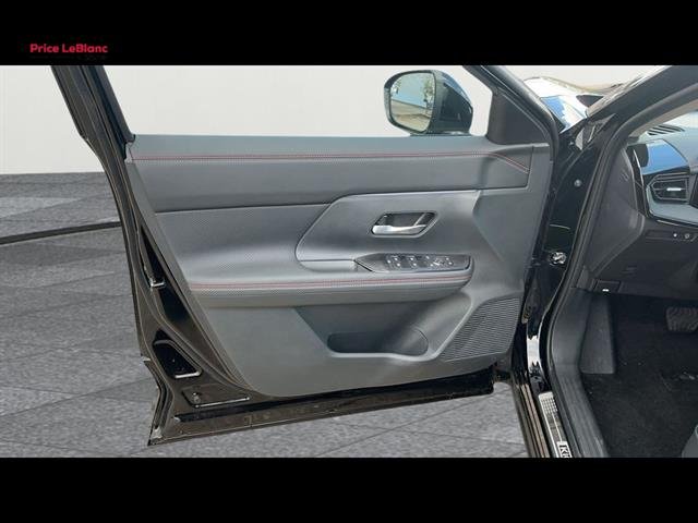 2025 Nissan Kicks SR - Photo 21