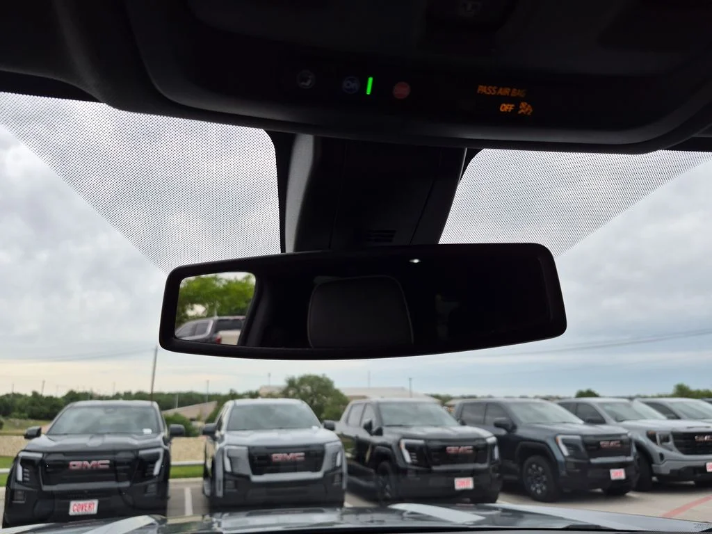 Used 2022 Gray GMC SLT image 28