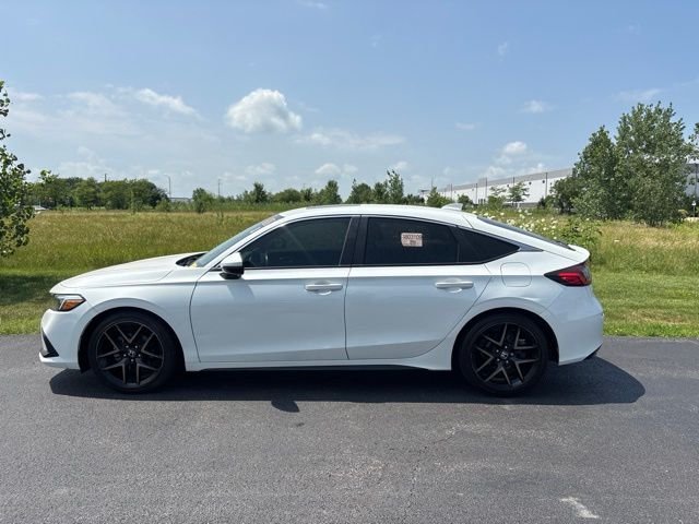 Used 2022 White Honda Sport Touring image 8