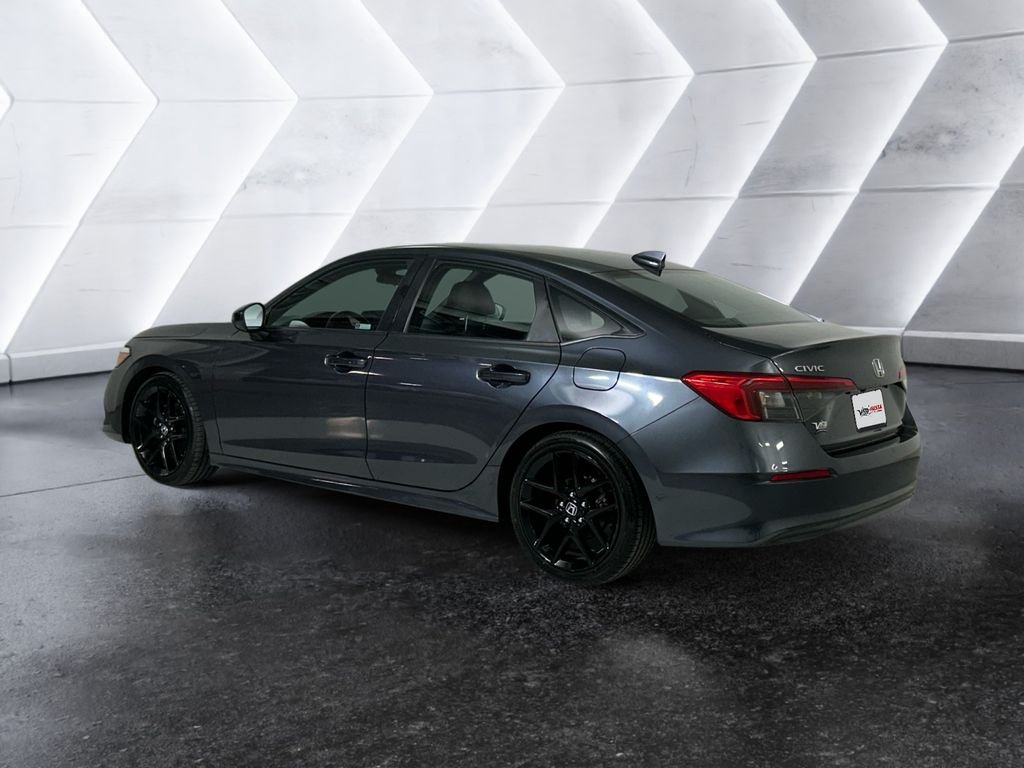 Used 2023  Honda Sport image 6