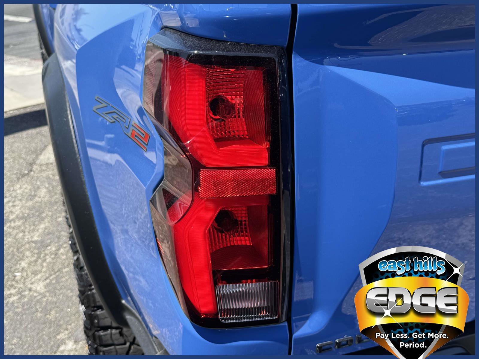 2025 Chevrolet Colorado ZR2 - Photo 8