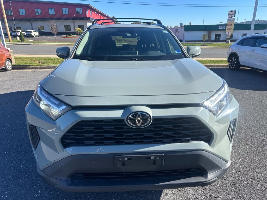 Used 2023  Toyota XLE image 8