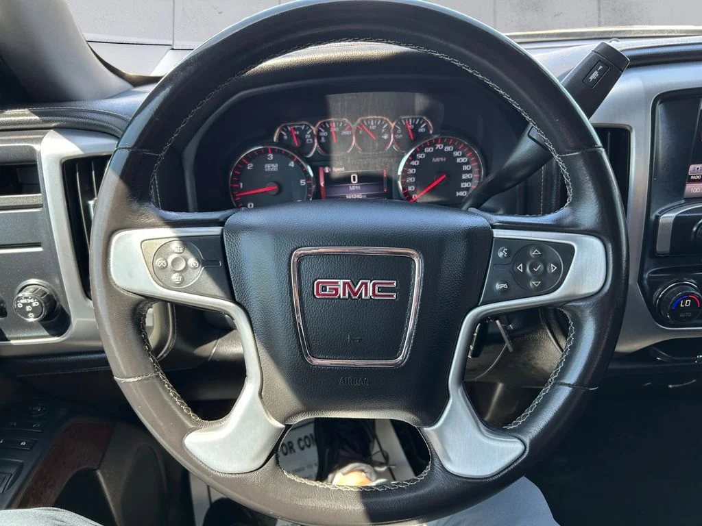 Used 2016 Black GMC SLE image 9