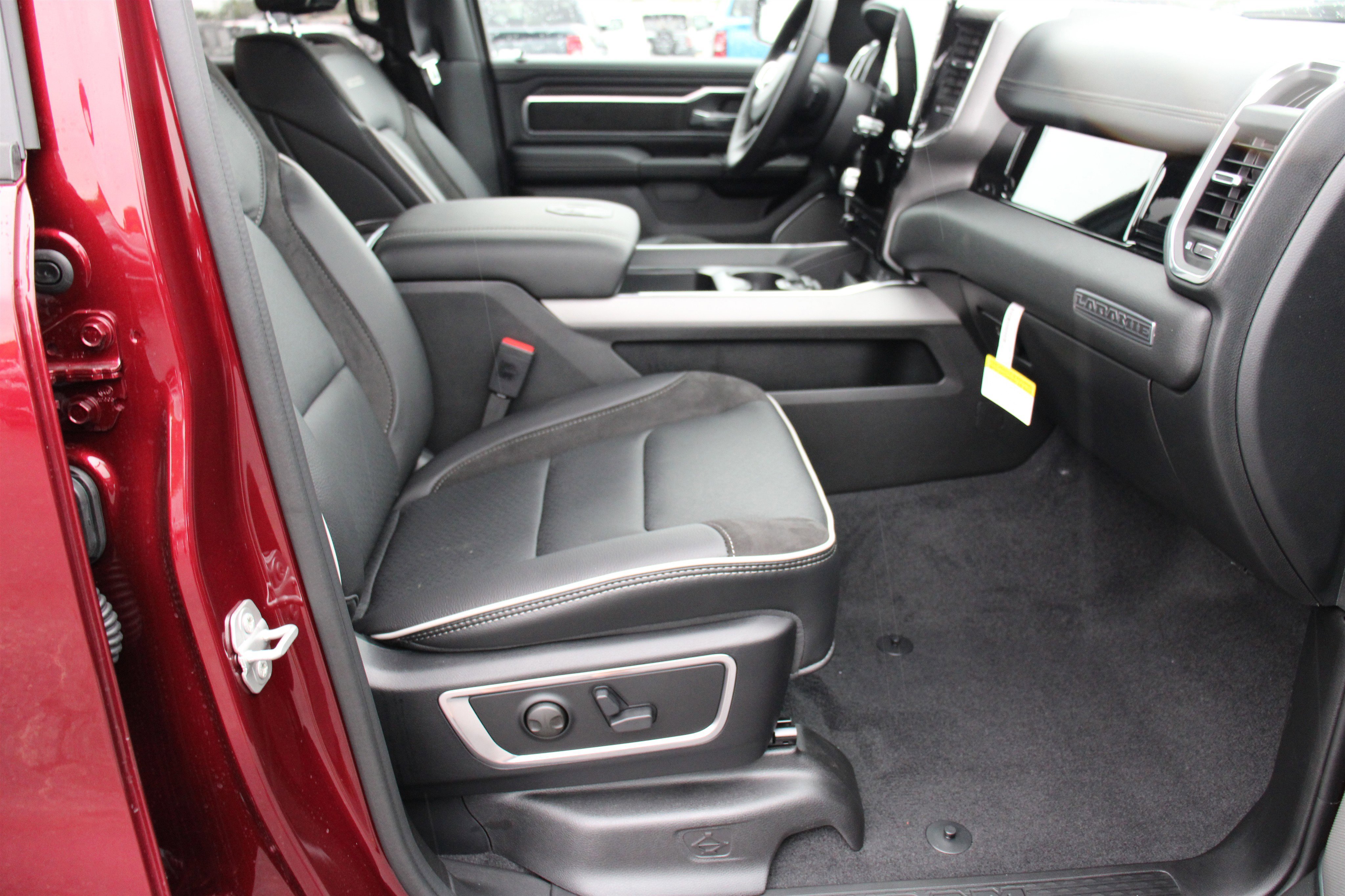 New 2026 Delmonico Red Pearl-Coat Exterior Paint RAM Laramie image 26