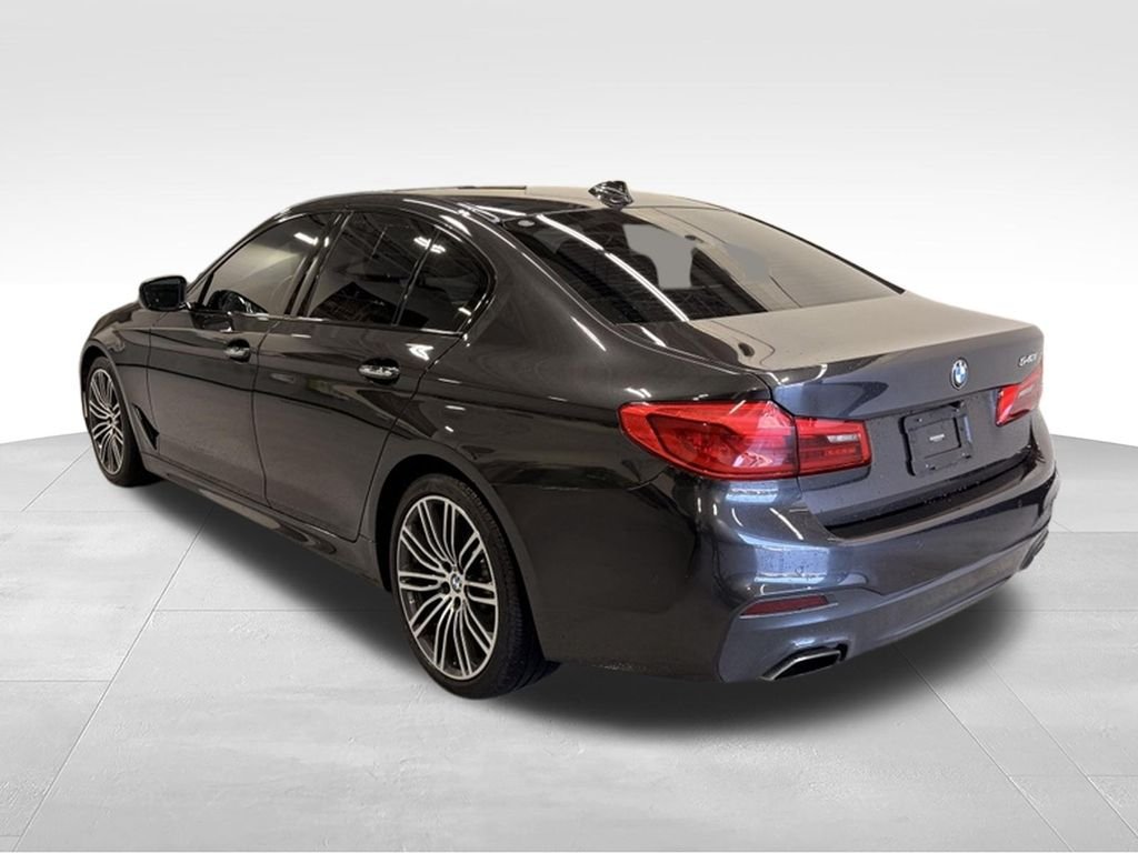 Used 2017 Gray BMW  image 3