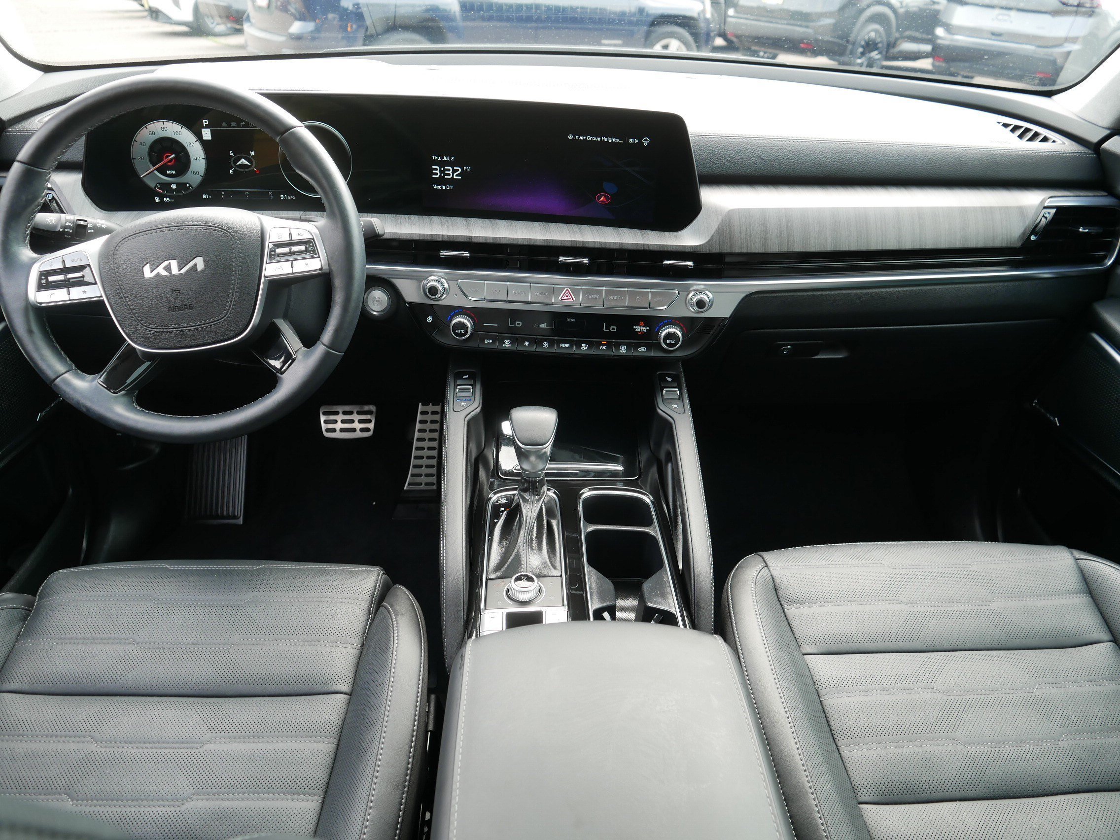 Certified Used 2024 Gravity Gray Kia SX Prestige image 10