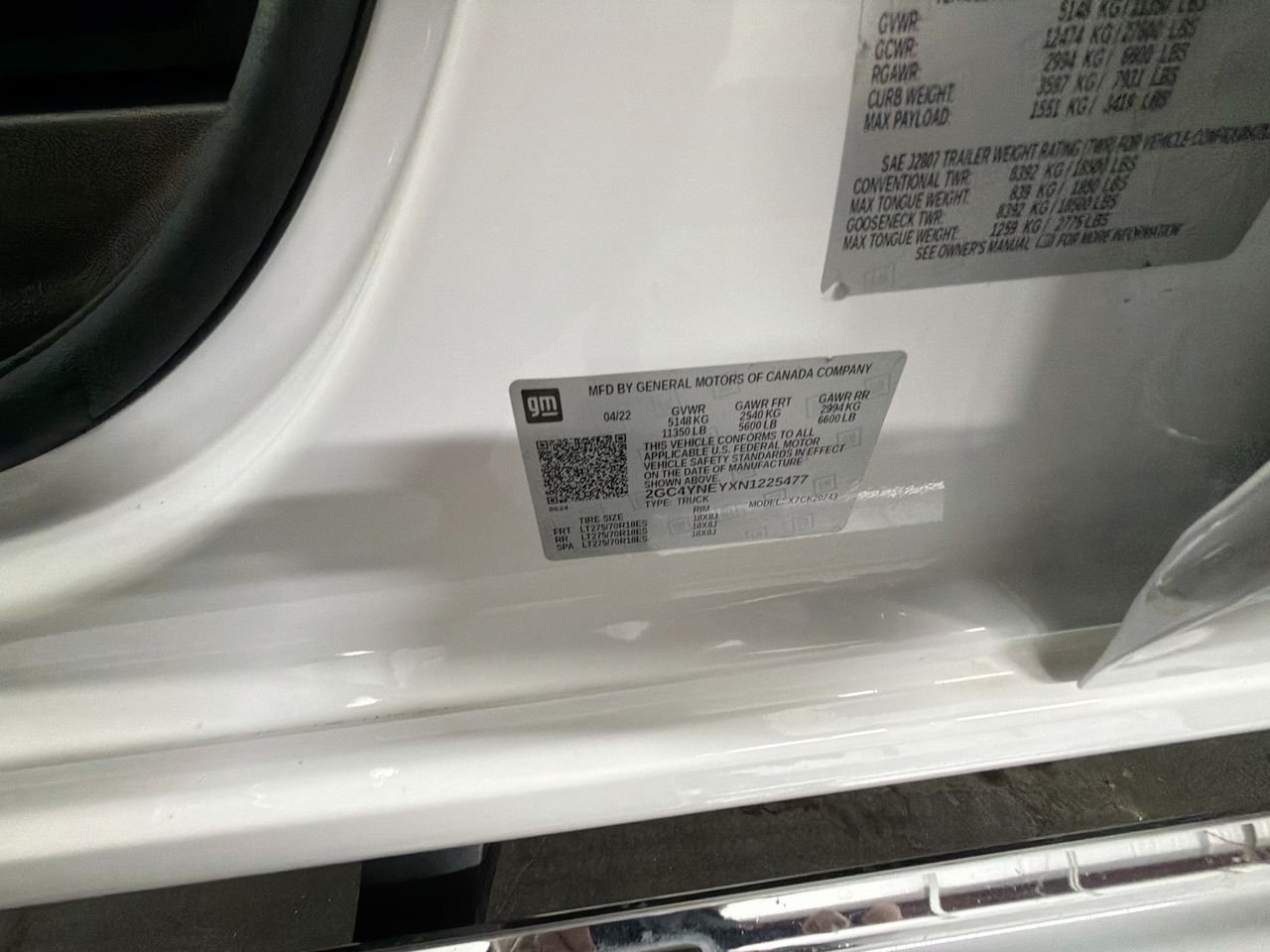 Used 2022 Summit White Chevrolet LT image 32