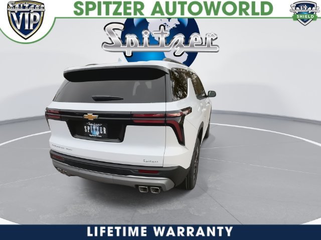 2027 Chevrolet Traverse LT - Photo 13