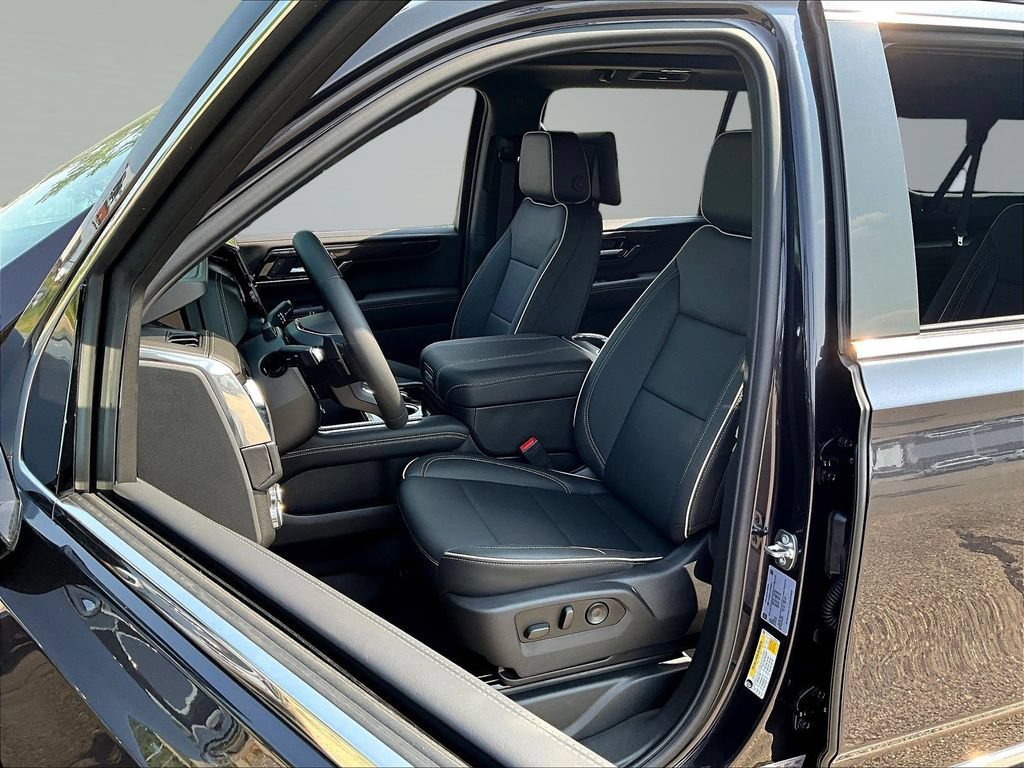 New 2026 Titanium Rush Metallic GMC Elevation image 28