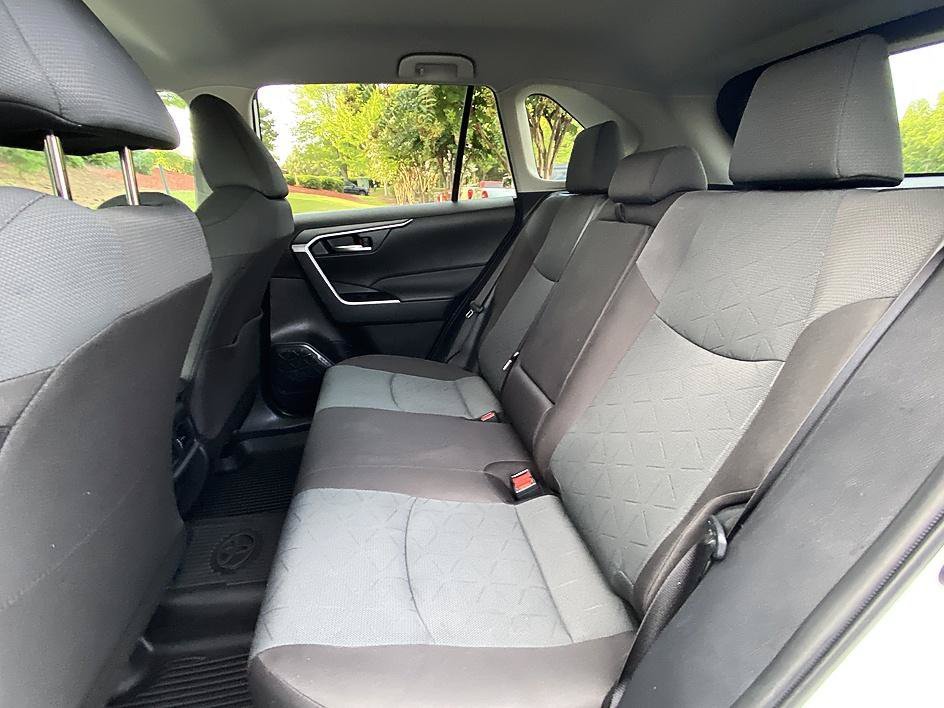 Used 2025 Ice Toyota XLE image 12