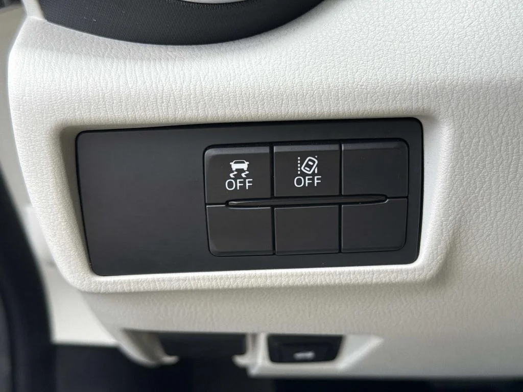 Used 2021 Gray Mazda Grand Touring image 33