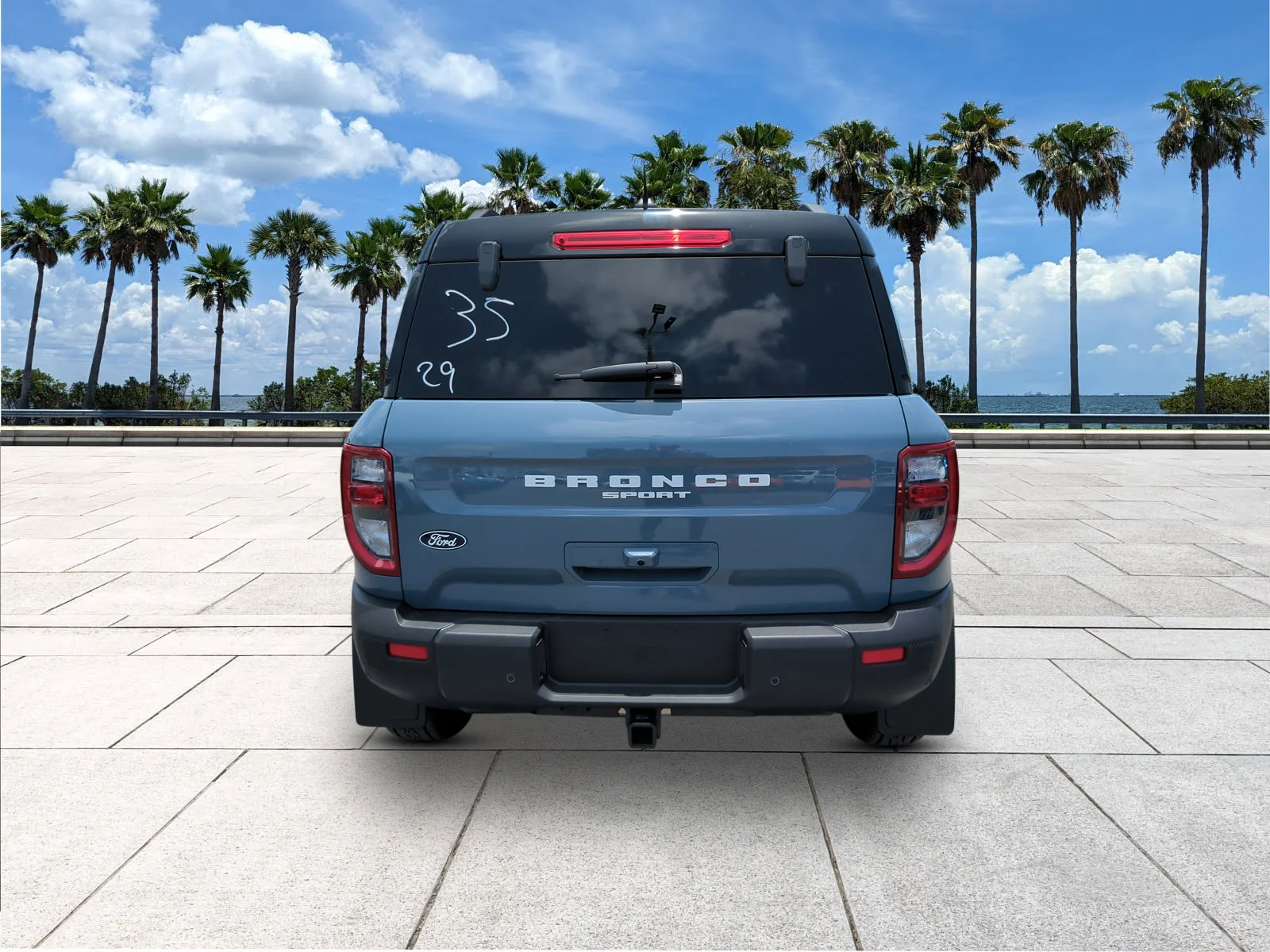 New 2026 Azure Gray Metallic Tri-Coat Ford Badlands® image 6