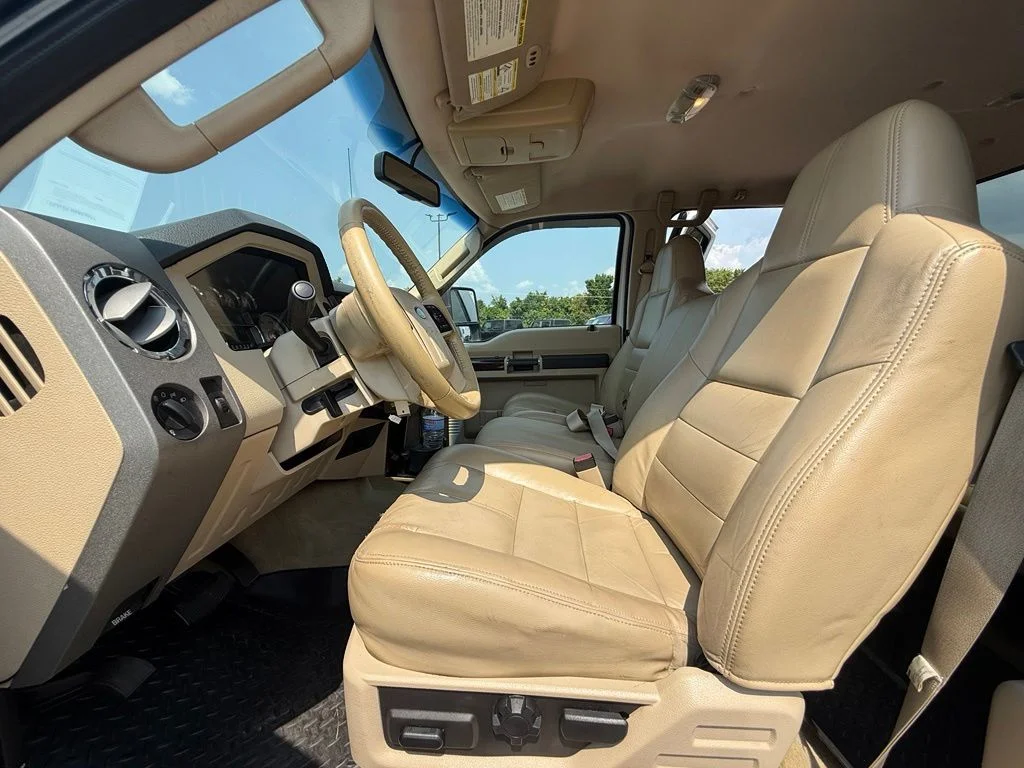Used 2010  Ford  image 20