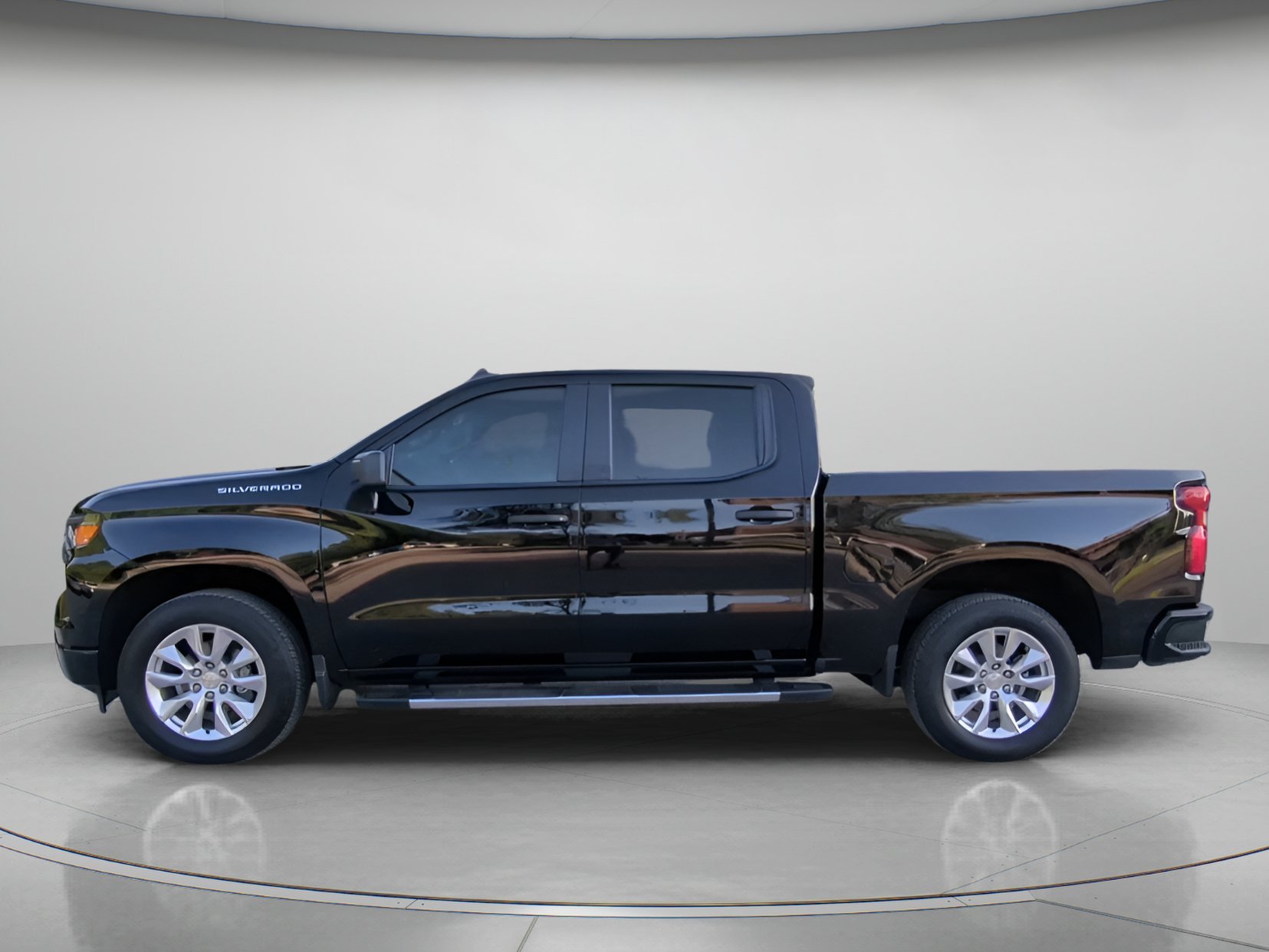 Used 2024 Black Chevrolet Custom Crew Cab Pickup image 16