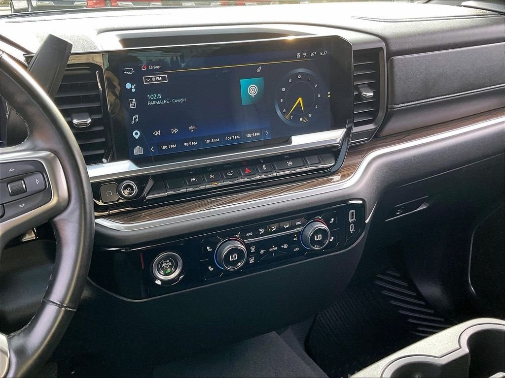 Used 2023 Gray Chevrolet LT image 18