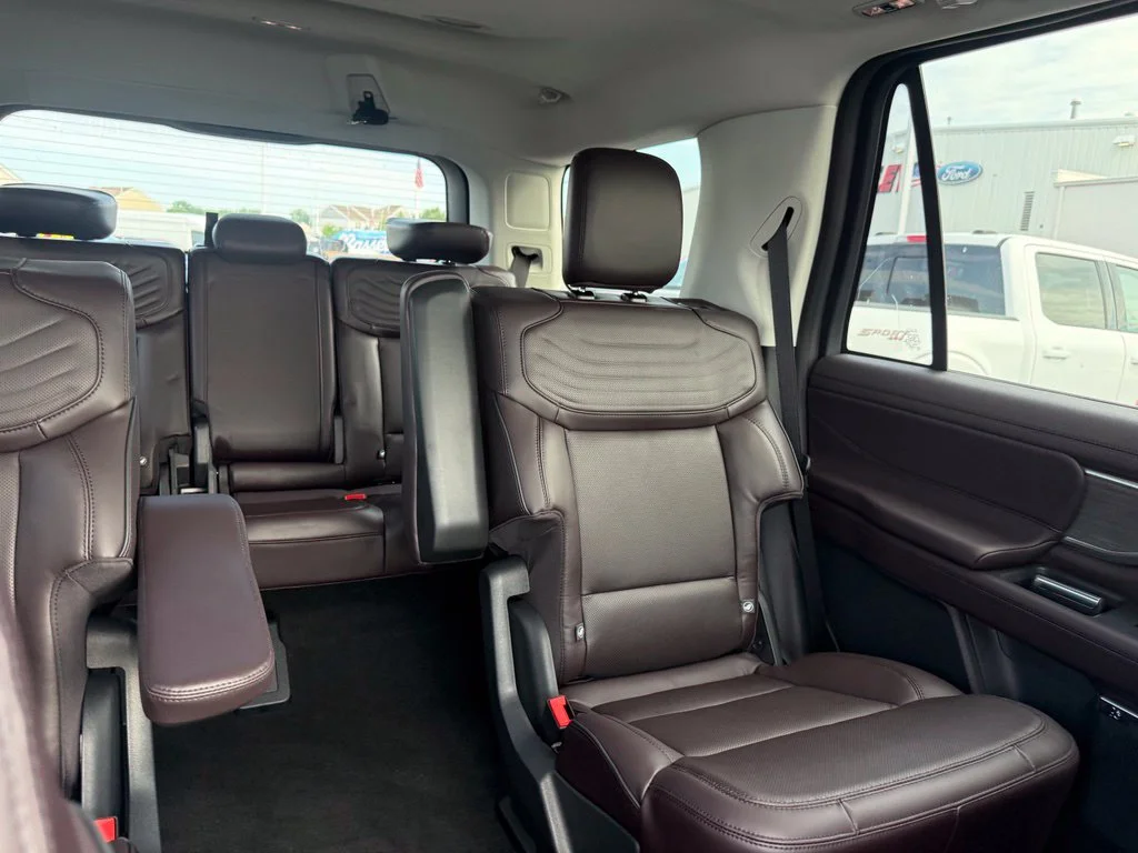 New 2026 Space Silver Metallic Ford Platinum® image 75
