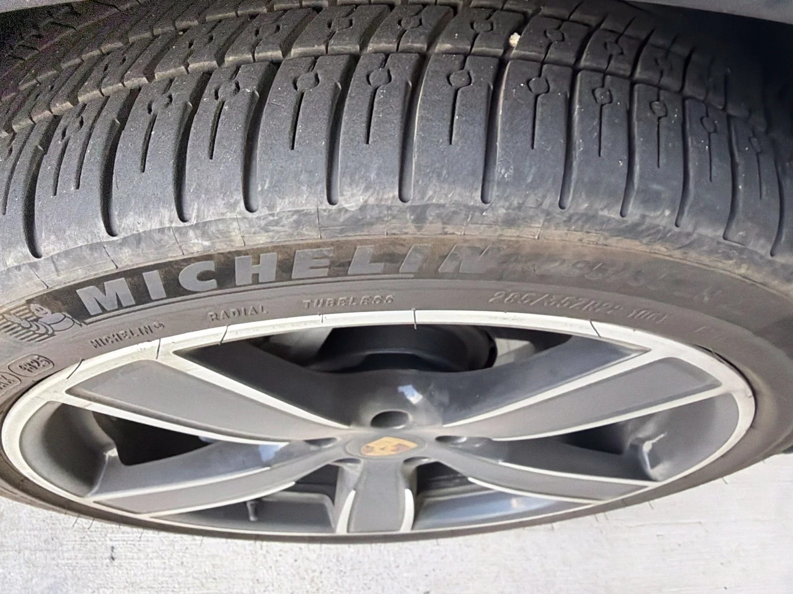Used 2021  Porsche Turbo image 25