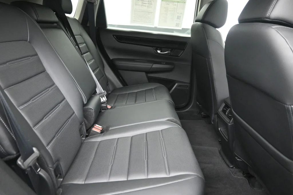 Used 2023 Silver Honda EX-L image 11