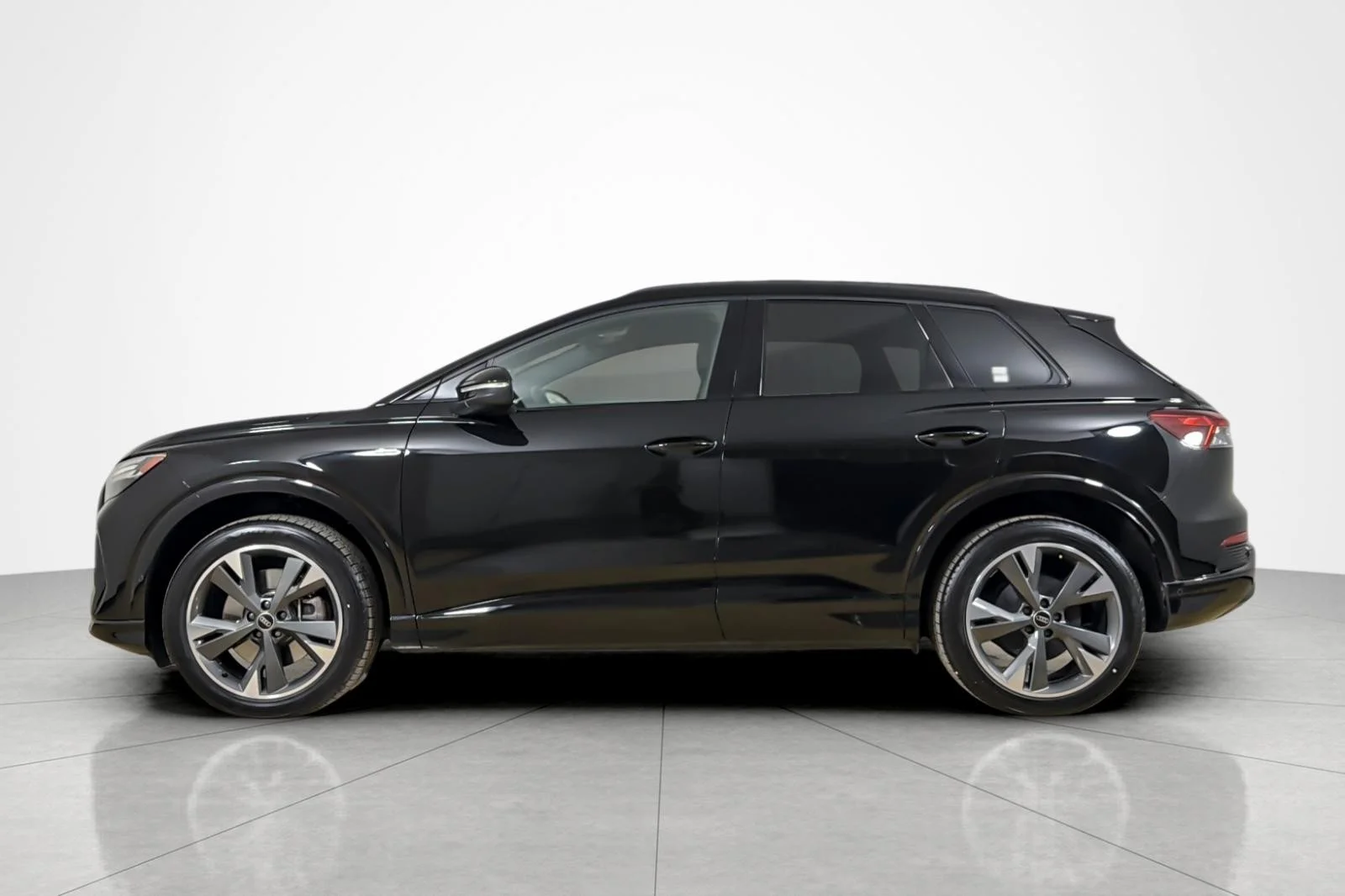 Certified Used 2023 Mythos Black Metallic Audi Prestige 50 quattro image 2