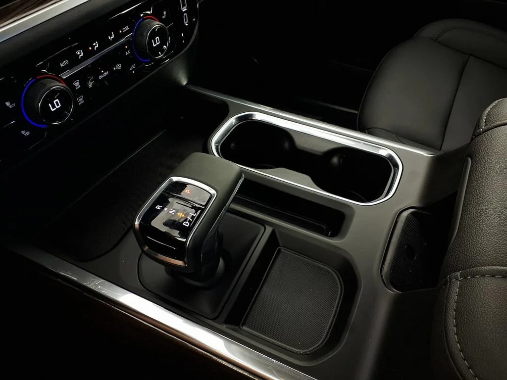 New 2026 Summit White Chevrolet LT image 19