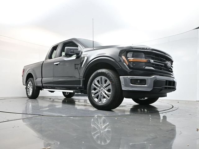 New 2026 Agate Black Metallic Ford XLT image 67
