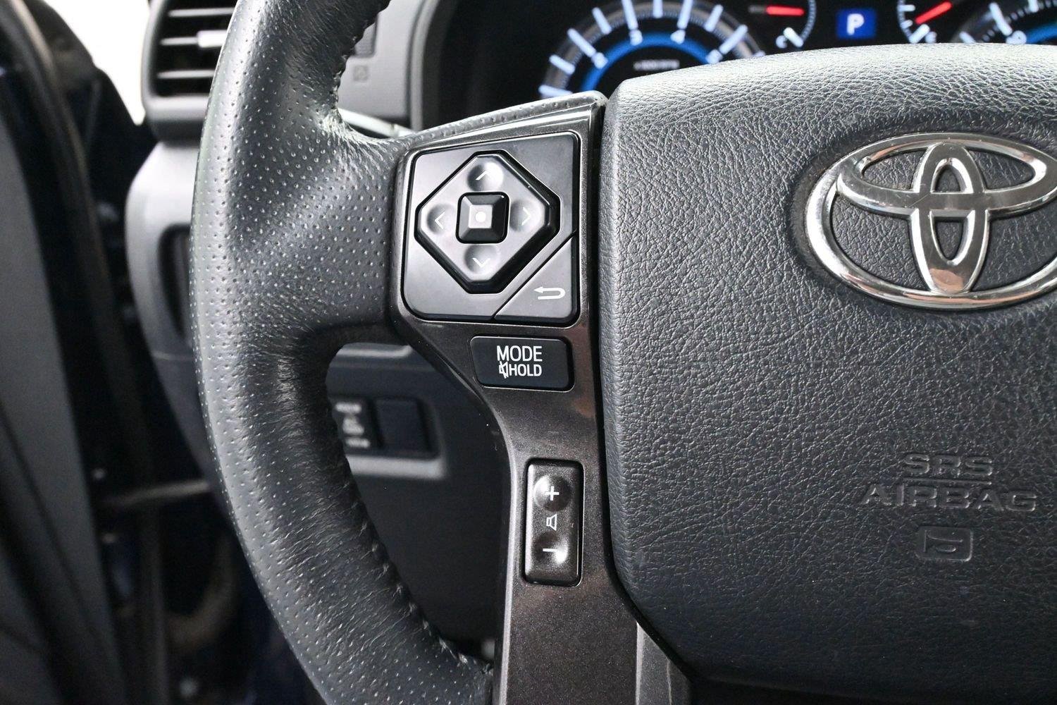 Used 2019 Nautical Blue Metallic Toyota SR5 image 18