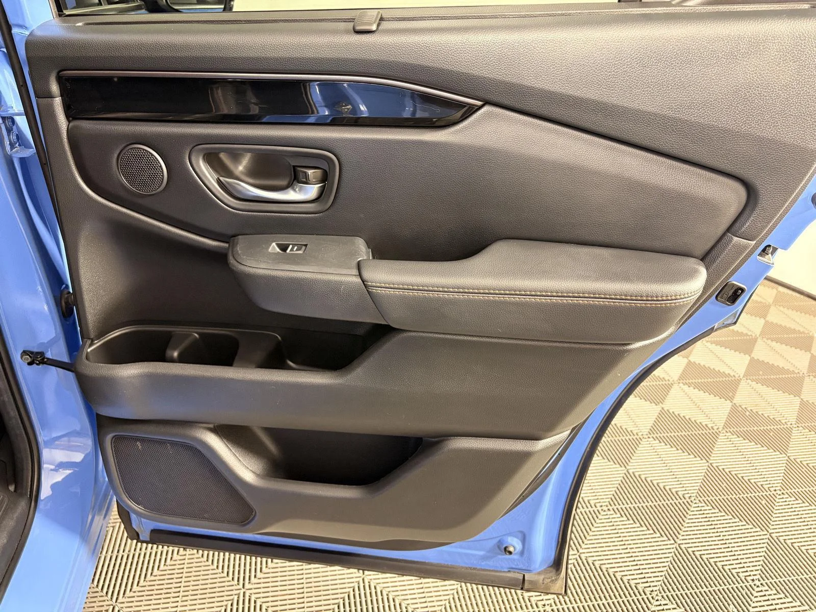Used 2024 Diffused Sky Blue Pearl Honda TrailSport image 20