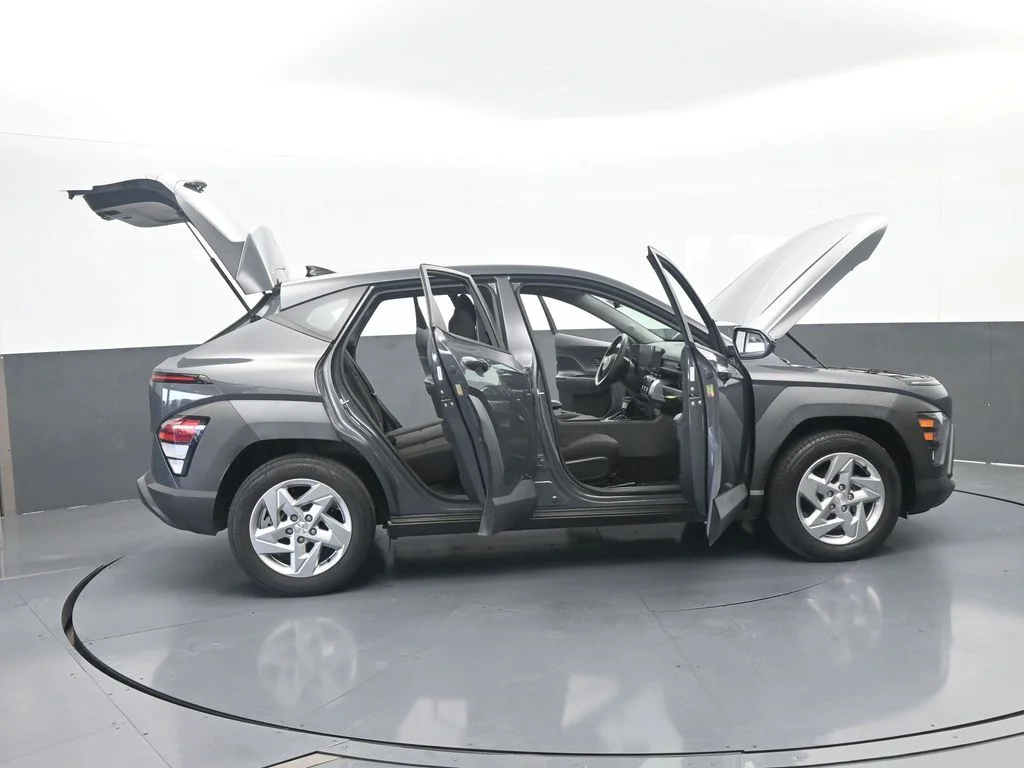 Used 2024 Ecotronic Gray Pearl Hyundai SE image 74