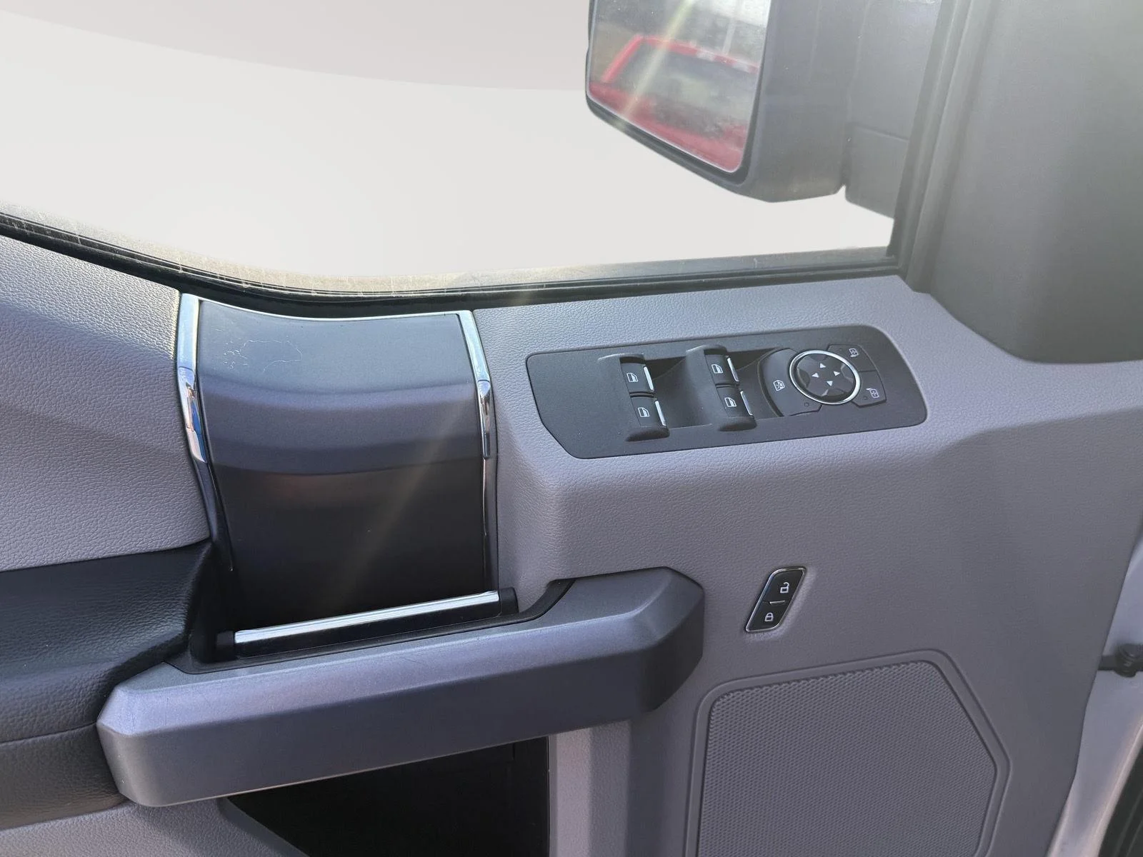 Used 2016 Ingot Silver Metallic Ford XLT image 22