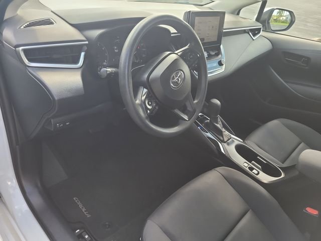Used 2024 White Toyota LE image 16