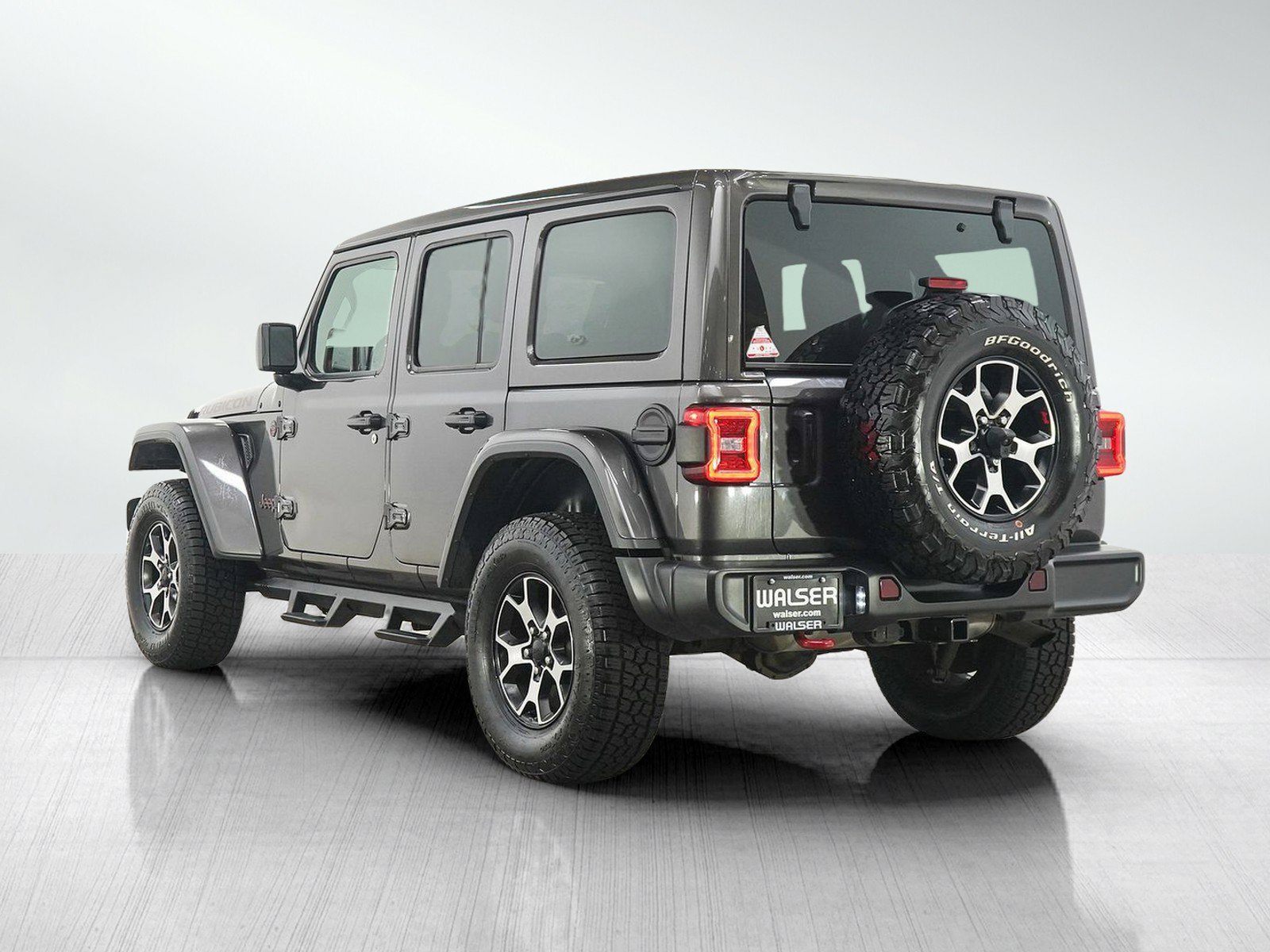 Used 2021 Granite Crystal Metallic Jeep Unlimited Rubicon 4x4 image 4