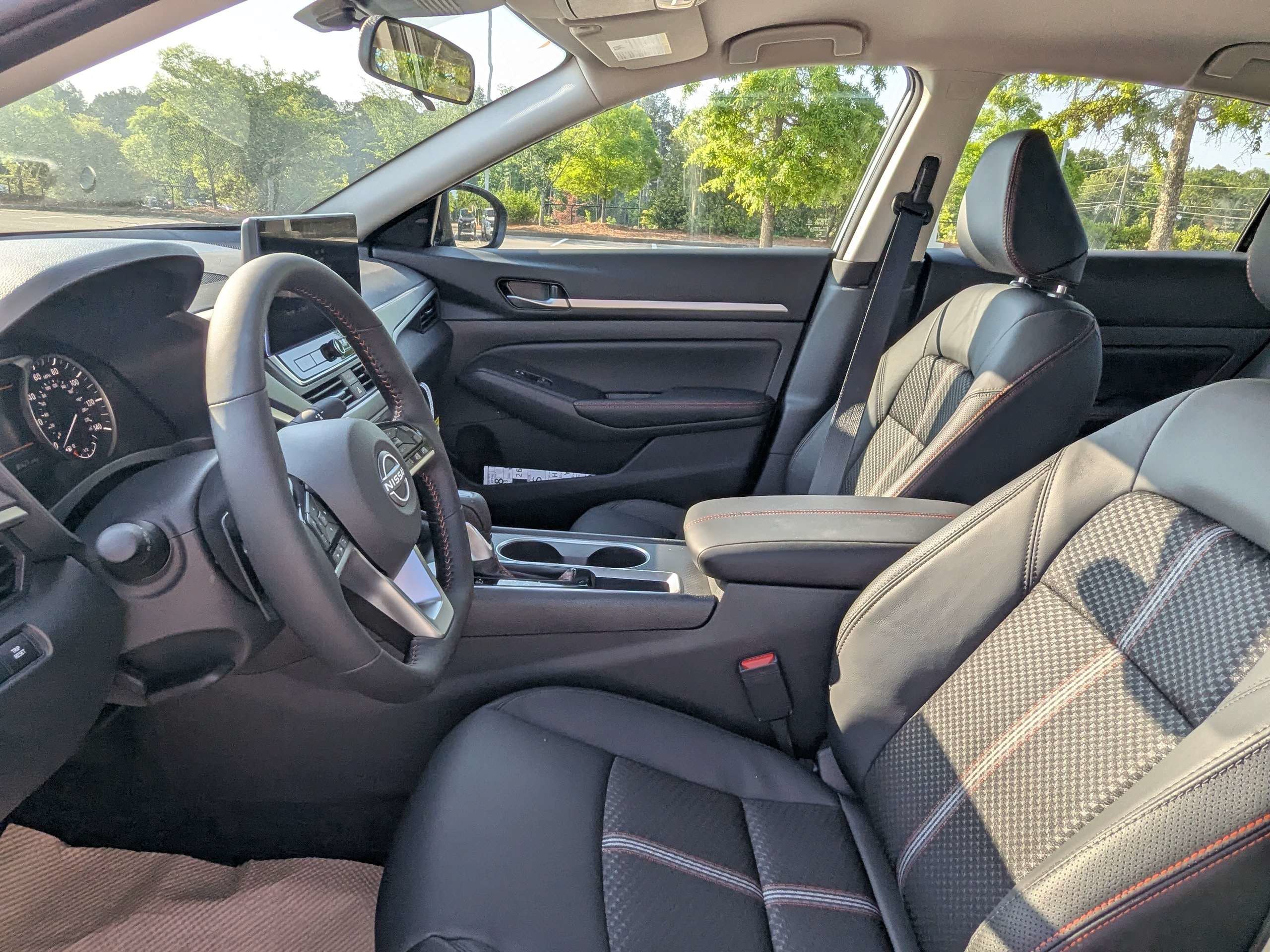 New 2026 Gray Nissan 2.5 SR image 17