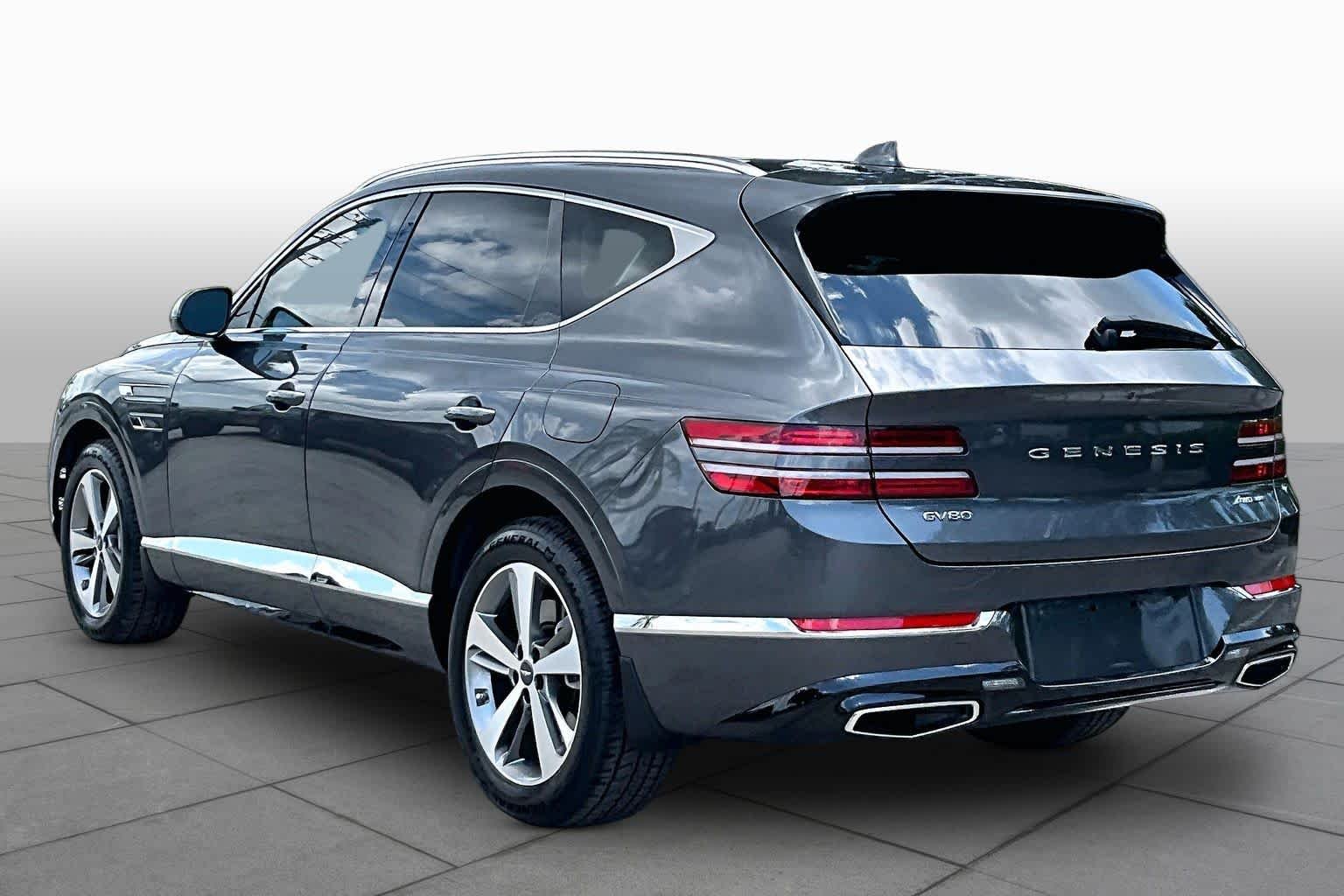 Used 2021 Himalayan Gray Genesis  image 12