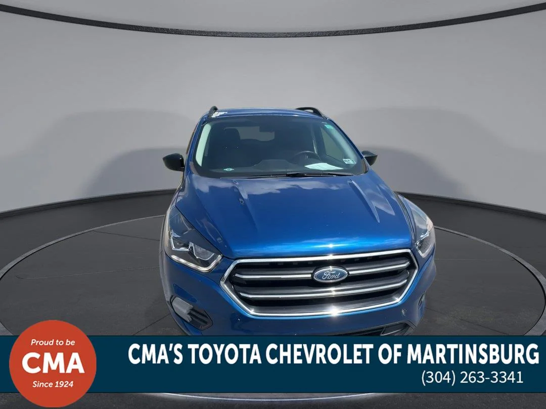 Used 2017 Lightning Blue Ford SE image 3