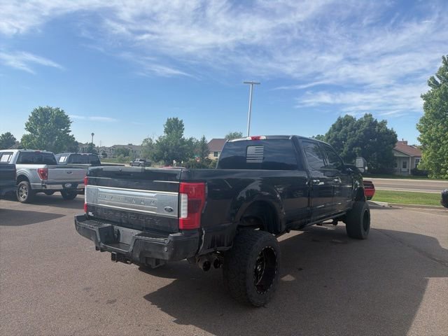 Used 2017 Shadow Black Ford Platinum image 5