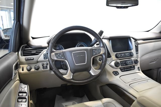 Used 2018 White GMC Denali image 17