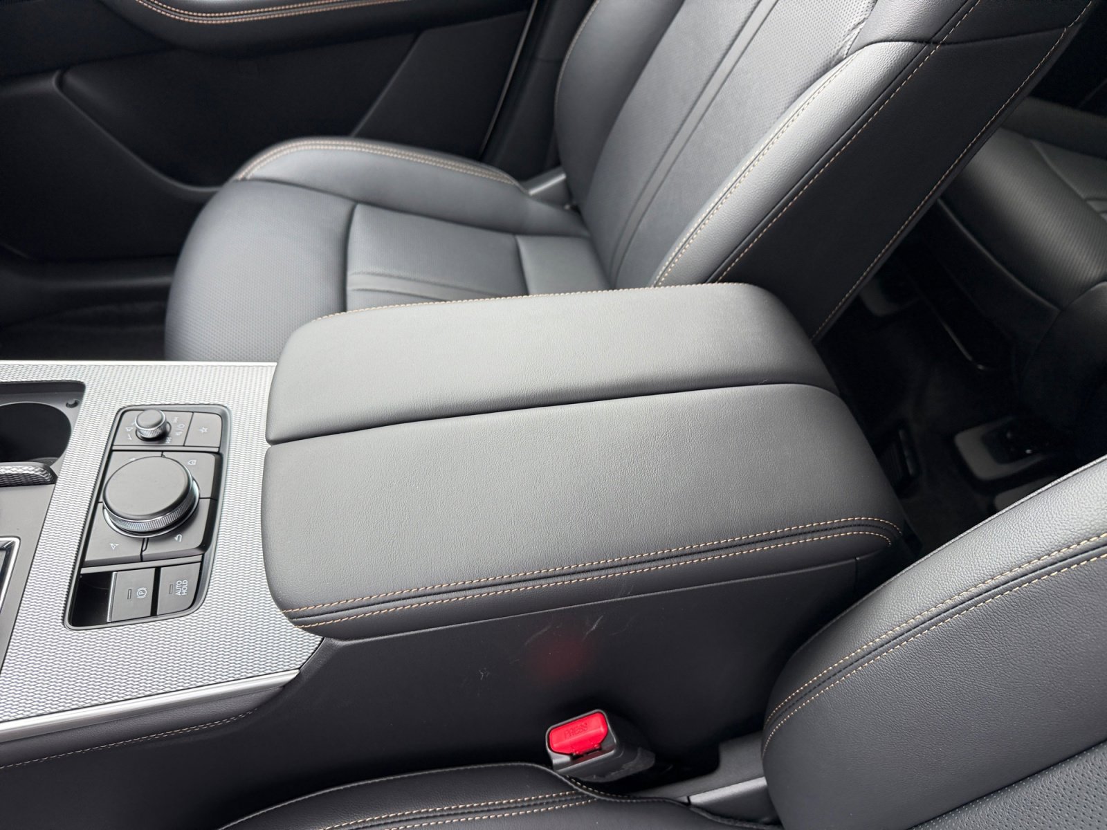 New 2025 Rhodium White Premium Mazda Premium Package image 14