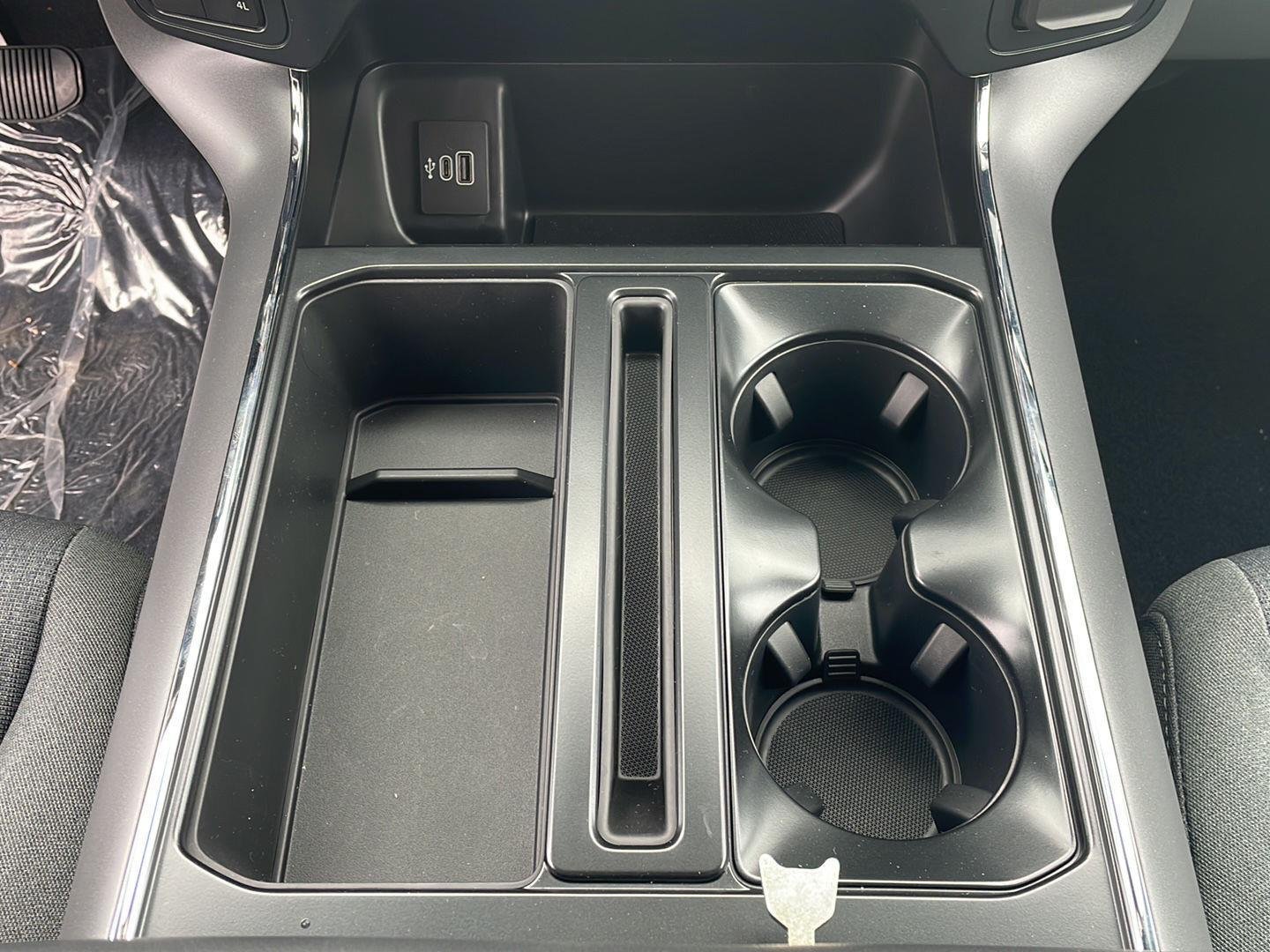 New 2026 Carbonized Gray Metallic Ford XLT image 19