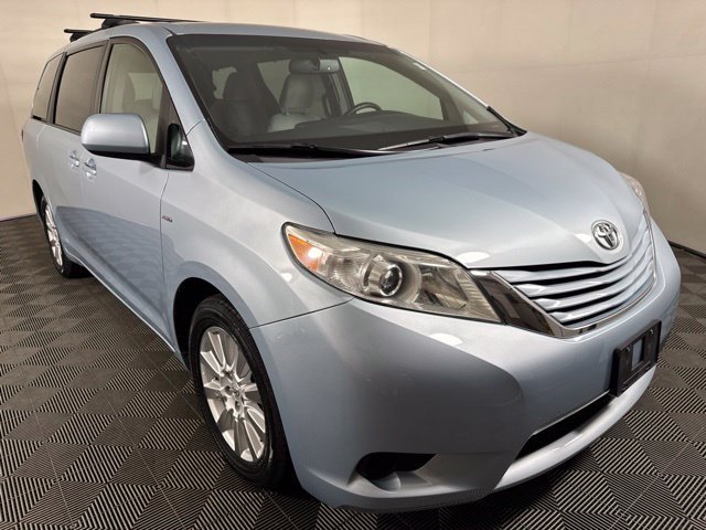 2017 Toyota Sienna LE