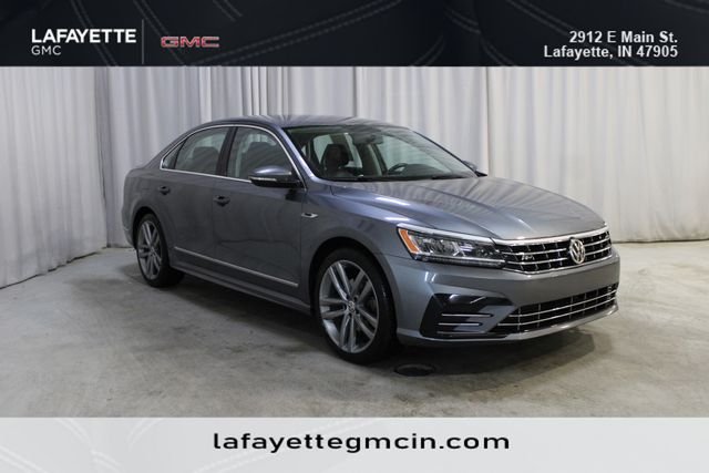 2017 Volkswagen Passat R-Line
