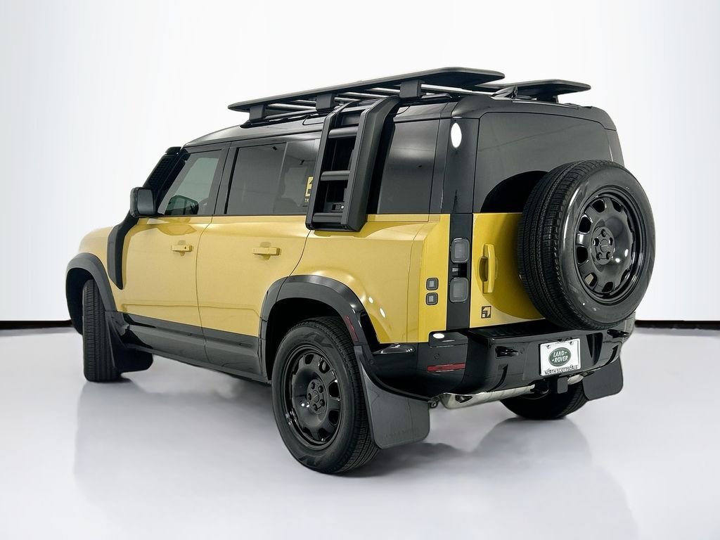 Used 2026 Deep Sandglow Yellow Metallic Land Rover Trophy Edition Deep Sandglow image 7