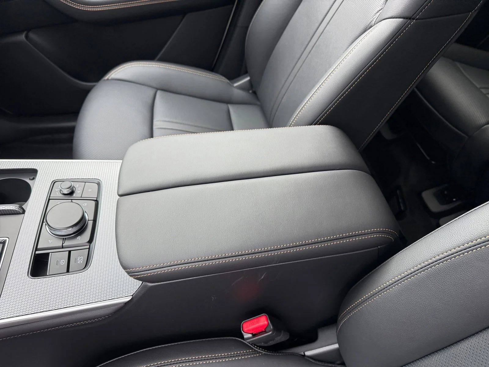2025 Mazda CX-70 Premium Package - Photo 14